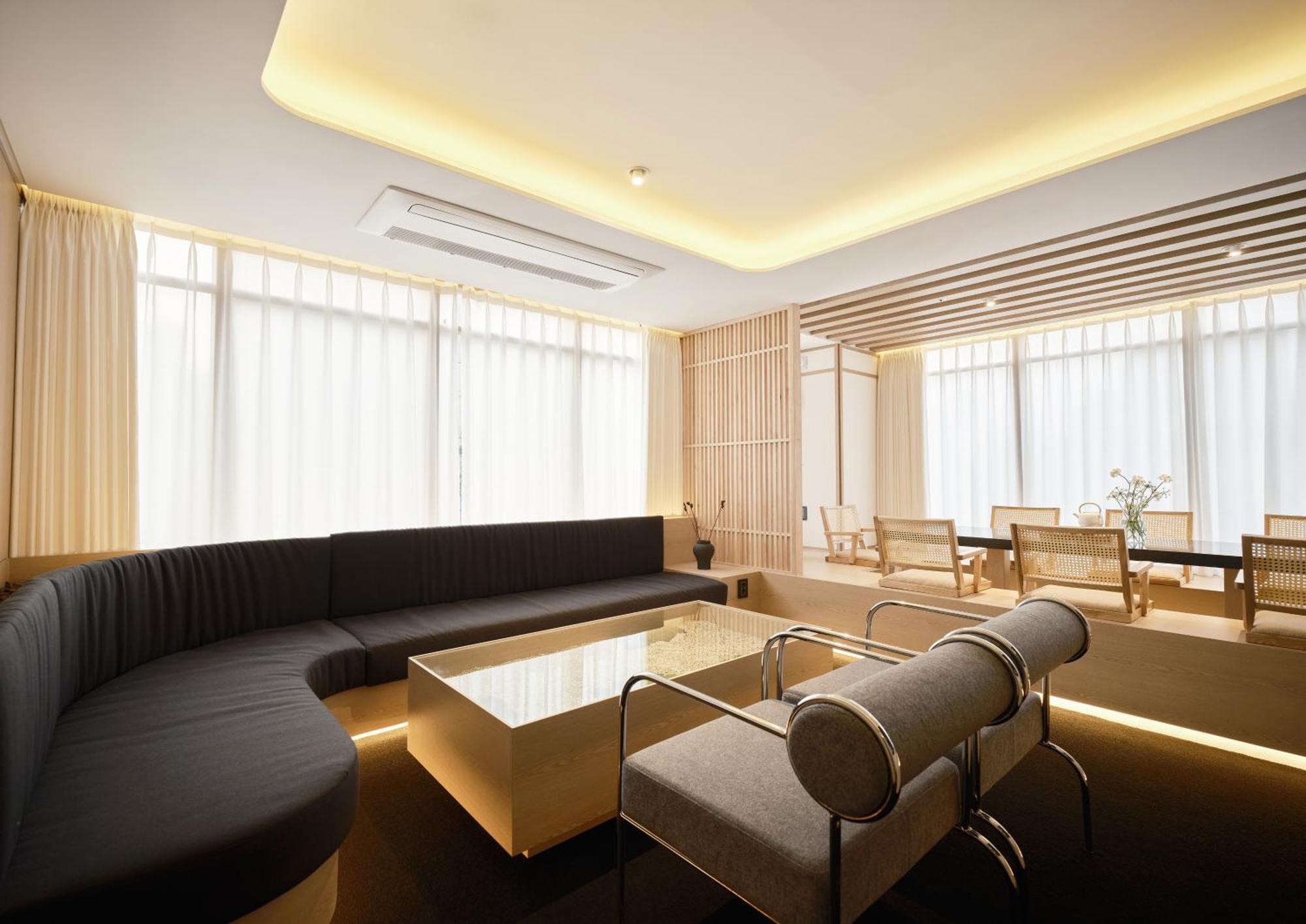 Uh Suite Seoul Deoksugung Exterior foto